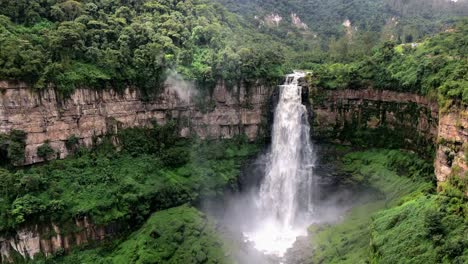 Tequendamas-Sprung