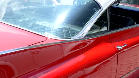 Shiny-red-vintage-classic-car