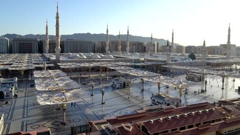 Naboi-haram-(masjed)-at-morning-loop