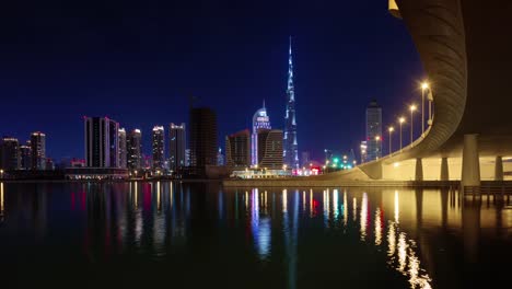 noche-iluminación-dubai-más-alto-edificio-Bahía-panorama-mundial-4-tiempo-k-lapso-Emiratos-Árabes-Unidos