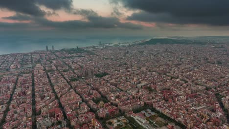 Spanien-Sturm-Himmel-Barcelona-Stadtbild-Bucht-Luftbild-Panorama-4k-Zeitraffer