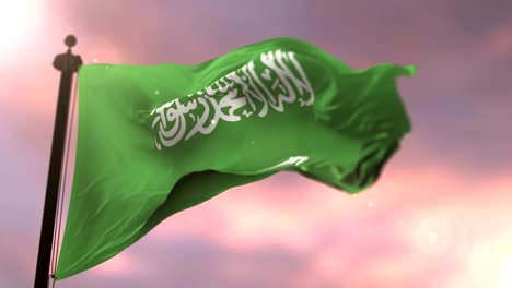 Bandera-de-Arabia-Saudita-que-agita-en-el-viento-lento-en-puesta-de-sol,-lazo