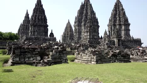 Candi-Prambanan-or-Candi-Rara-Jonggrang-is-an-9th-century-Hindu-temple-compound-in-Central-Java,-Indonesia