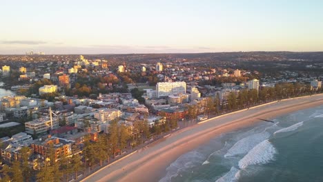 Männlicher-Strand---Sydney