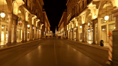 Colonnades-Along-Via-Roma,-Turin,-Piedmont,-Italy---Hyper-Lapse