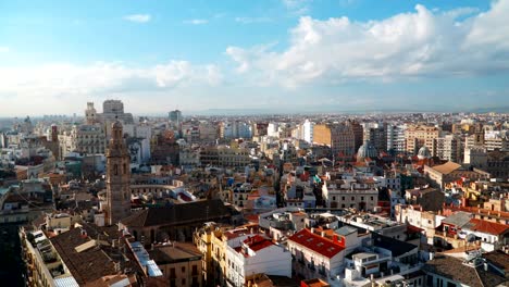 Vista-aérea-del-Skyline-de-Valencia,-lapso-de-tiempo.-Valencia,-España.