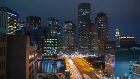 Timelapse-del-centro-de-Boston-por-la-noche