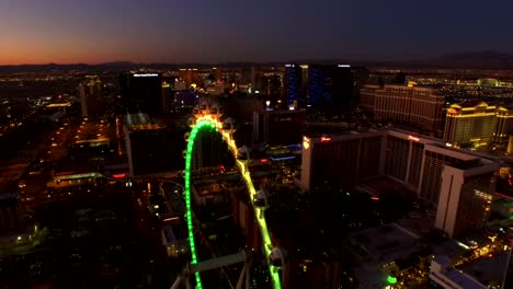 Vista-aérea-de-un-paisaje-de-la-ciudad-de-Las-Vegas-Strip,-el-amanecer