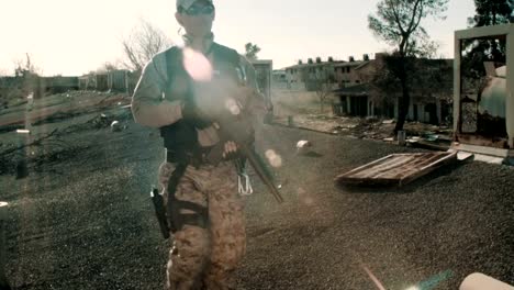 Soldier-Patrolling-Rooftop-2