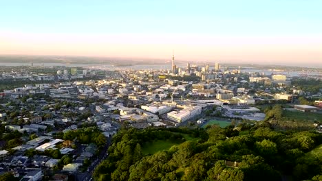 Aerial-of-Auckland-downtown-skyline-during-sunset