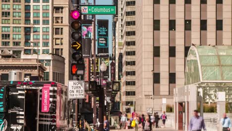 Columbus-Drive-Chicago-Downtown-Chicago-Loop-Time-Lapse-Menschen-Straßen