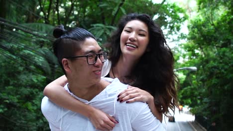 Asian-Couple-Enjoying-a-Day-at-the-Park