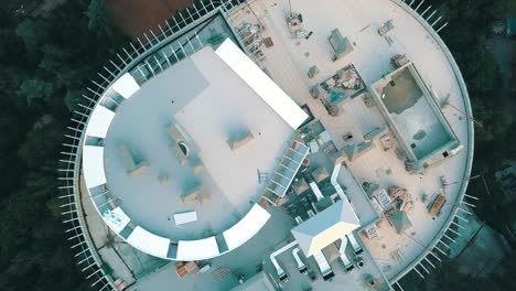 top-overhead-view-of-th-tall-skyscraper-building-roof-remote-isolated