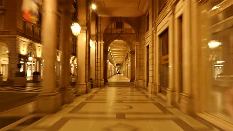 Colonnades-Along-Via-Roma,-Turin,-Piedmont,-Italy---Hyper-Lapse