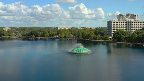 Luftaufnahmen-Downtown-Orlando-FL-Lake-Eola-Höhen