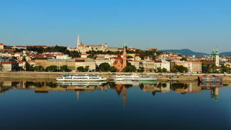 Budapest-Ungarn-Buda-Bank-Danube-Antenne