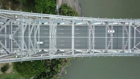 Traffic-jam-in-a-bridge---Aerial-shot-Perpendicular-angle