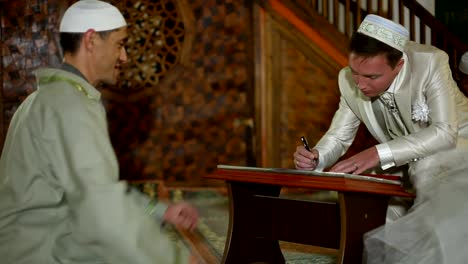 Islamic-wedding-ceremony-in--mosque-Nikah