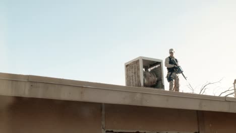 Soldier-Patrolling-Rooftop