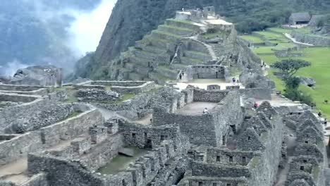 View-of-the-ancient-Inca-City-of-Machu-Picchu.-The-15-th-century-Inca-site.'Lost-city-of-the-Incas'.-Ruins-of-the-Machu-Picchu-sanctuary.-UNESCO-World-Heritage-site