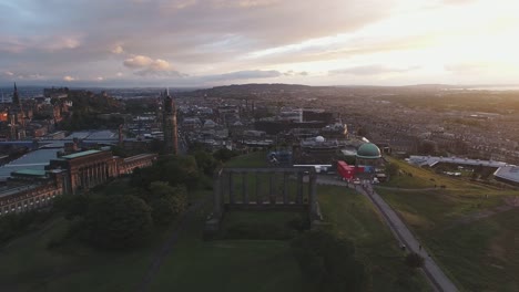 Aerial-view-of-Edinburgh,-Scotland