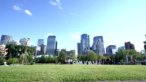 Zeitraffer-der-Skyline-von-Calgary.-Kanada-150