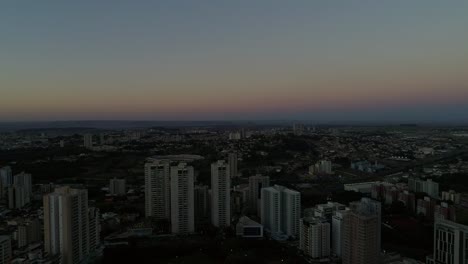 Flying-Over-Sunset-in-Ribeirao-Preto-city,-Sao-Paulo,-Brazil