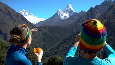 Girls-in-the-Himalayas