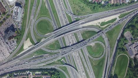 Vista-aérea-Drone-de-Toronto-Canada-Highway