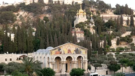 Kirchen-von-Maria-Magdalena-und-alle-Nationen-in-jerusalem