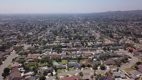 Wohlhabende-California-Track-Haus-Vororte