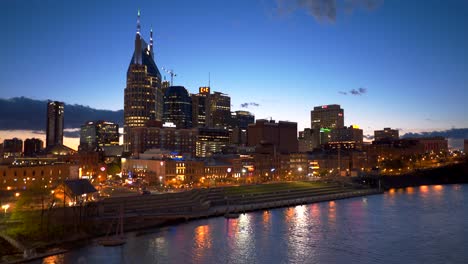 Nachtansicht-der-Innenstadt-von-Nashville,-Tennesse