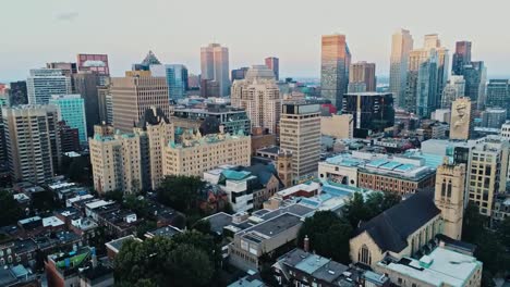 Aerial-footage-of-Montreal-during-a-hazy-summer-day