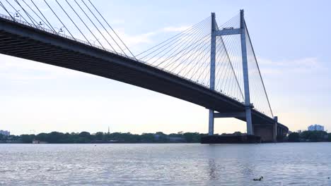 Vidyasagar-Setu-or-Second-Hooghly-Bridge-on-River-Ganges-in-4k