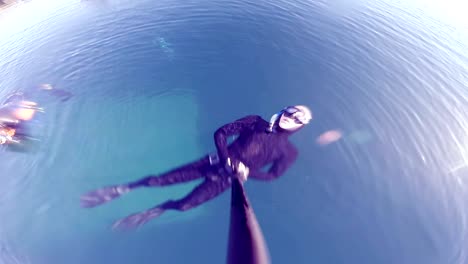 Very-Calm-Freediver-doing-a-Breath-up-Before-Diving