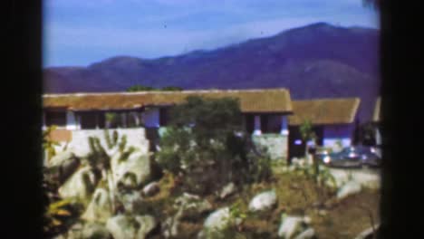 1952:-acantilado-tropicales-ricos-lujo-villa-mansión-medieval-del-castillo-torre-casero.