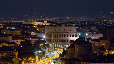 Italia-noche-altare-della-patria-en-la-azotea-vista-punto-Coliseo-tráfico-panorama-4k-lapso-de-tiempo