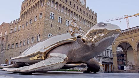 View-of-Piazza-della-Signoria,-Palazzo-Vecchio,-Florence.