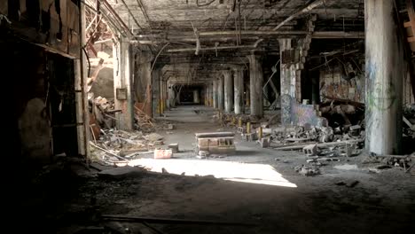 CLOSE-UP-Ruined-garage-in-derelict-Fisher-Body-Plant-automotive-factory,-Detroit