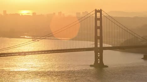 San-Francisco-Golden-Gate-Bridge-in-Sunrise-Golden-Hour-Tag-Timelapse
