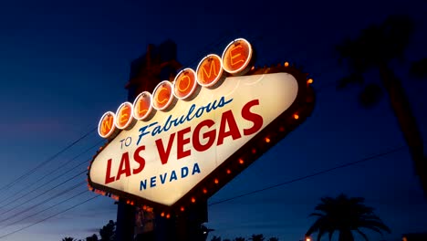 Video-von-welcome-to-fabulous-Las-Vegas-Sign-in-der-Nacht-in-4K