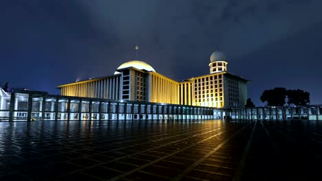 Time-lapse-of-Istiqlal-Mosque