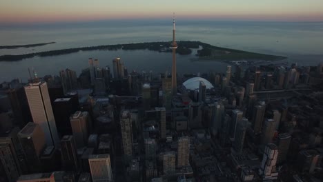 Antena-del-Skyline-del-Downtown-Toronto