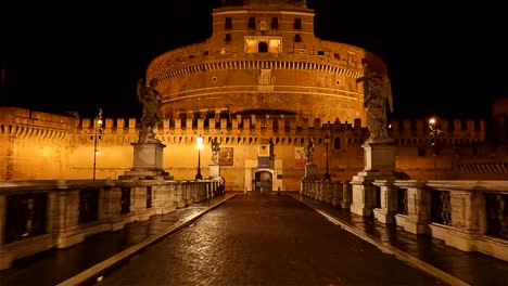 Heiliger-Engel-Schloss-Castel-Sant-Angelo-und-Brücke-Ponte-Sant-Angelo-über-den-Tiber-Fluss-Timelapse-Hyperlapse,-Rom,-Italien