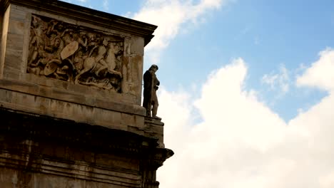 Detail-der-Triumphbogen-des-Konstantin,-Triumphbogen-in-der-Nähe-des-Kolosseums-in-Rom