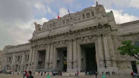 Estación-de-tren-Central-de-Milán