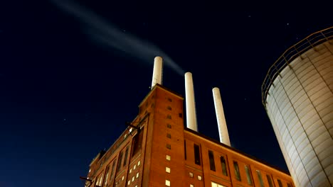 Powerstation-against-starry-sky,-Copenhagen