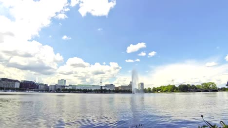 View-across-the-Inner-Alster-Lake-in-Hamburg,-Germany