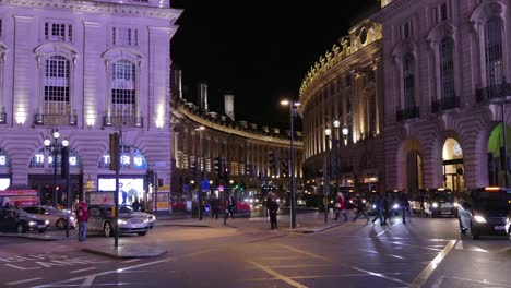 La-fuente-en-Piccadilly-Circus-Londres,-Inglaterra