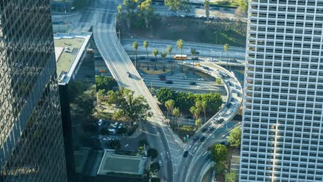 Centro-de-Los-Angeles-de-azotea-autopista-aérea-día-Timelapse